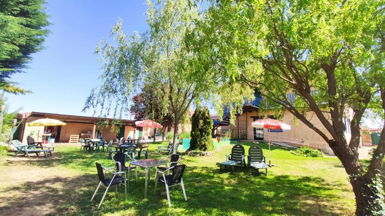 Albergue De Peregrinos Casa Flor Murias de Rechivaldo Kültér fotó